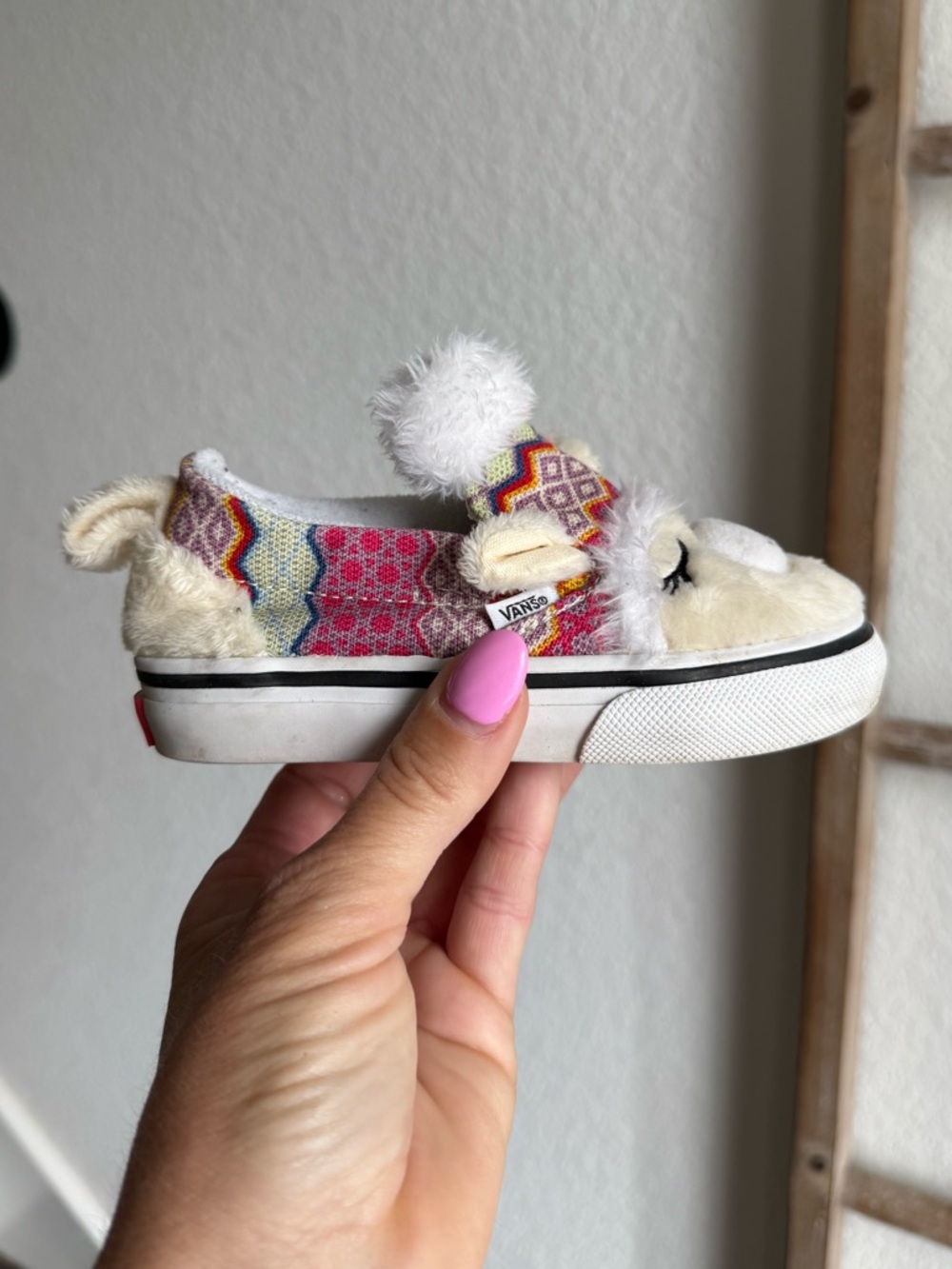 Vans Alpaca Fuzzy Aztec Print Slip On Sneakers toddler girls sz: 6.5